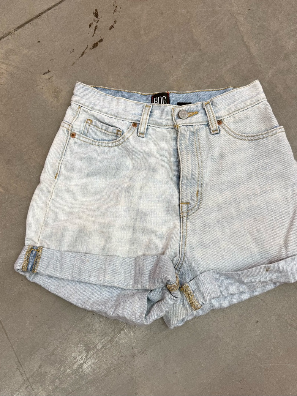 BDG High-Rise Light Wash Denim Shorts - Light Blue